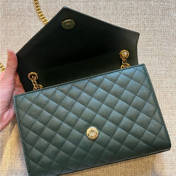 ENVELOPE MEDIUM BAG IN MIX MATELASSE GRAIN DE POUDRE EMBOSSED LEATHER - Picture 7 of 7